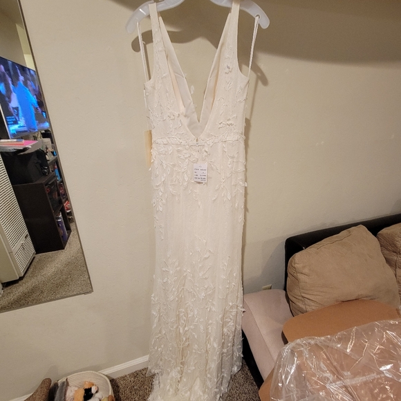 David's Bridal Melissa Sweet 3d Leaves NWT - Picture 4 of 6